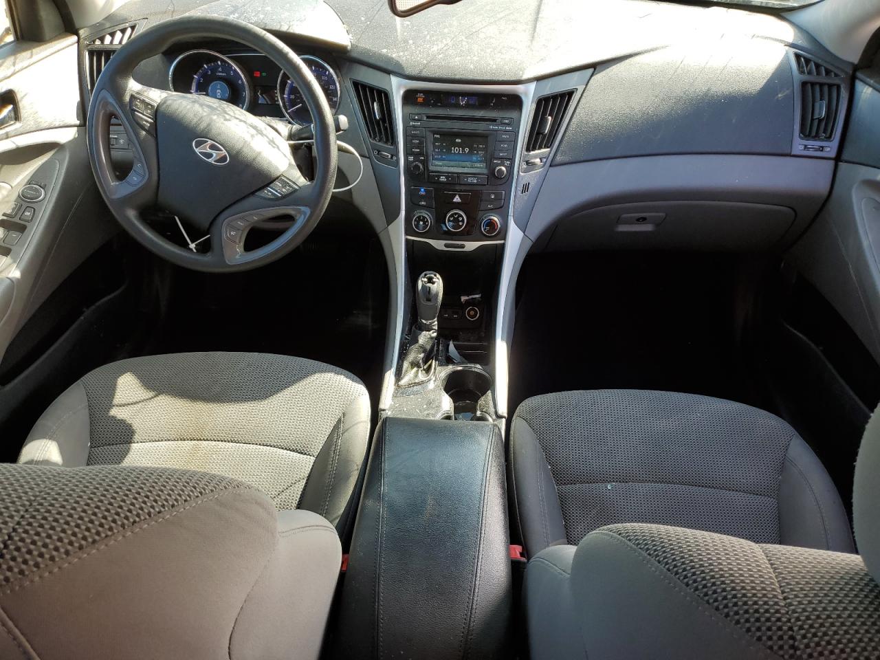 2014 Hyundai Sonata - Image 8
