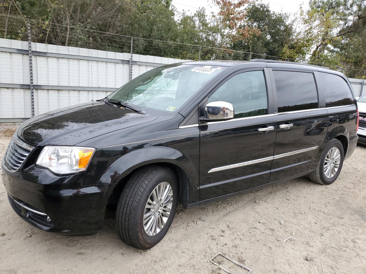 2013 Chrysler Town & Country - Image 1
