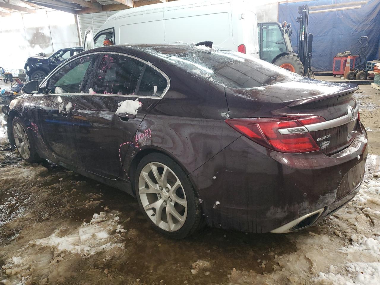 2017 Buick Regal - Image 2