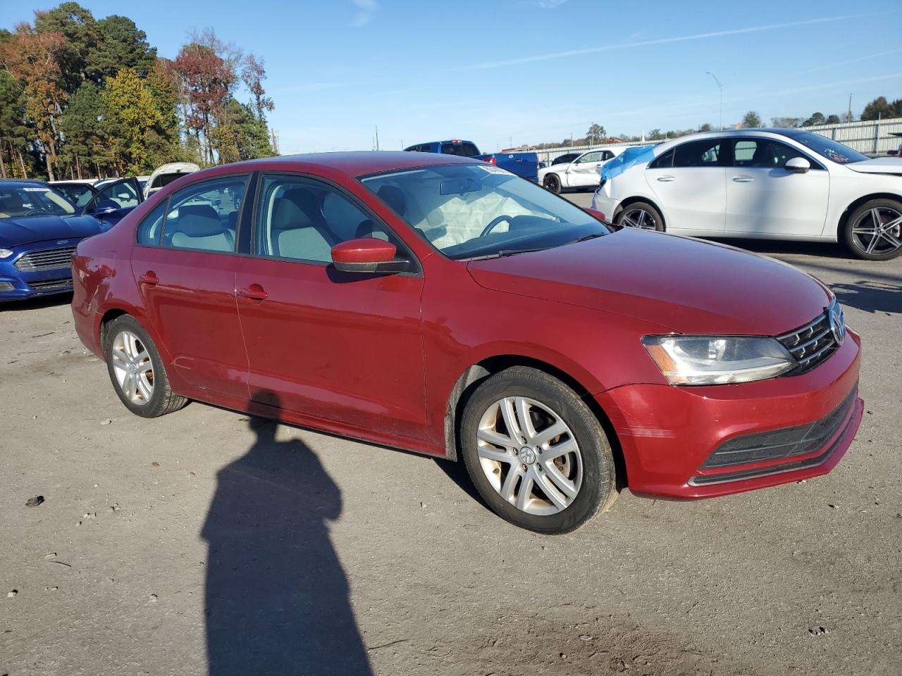 2018 Volkswagen Jetta - Image 4