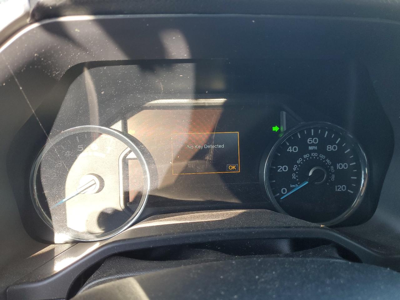 2016 Ford F-150 - Image 9