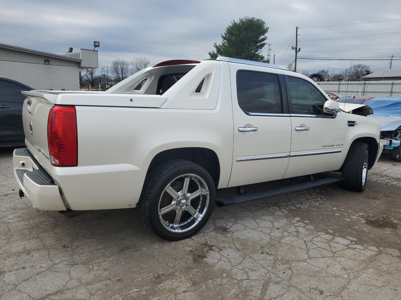 2007 Cadillac Escalade - Image 3