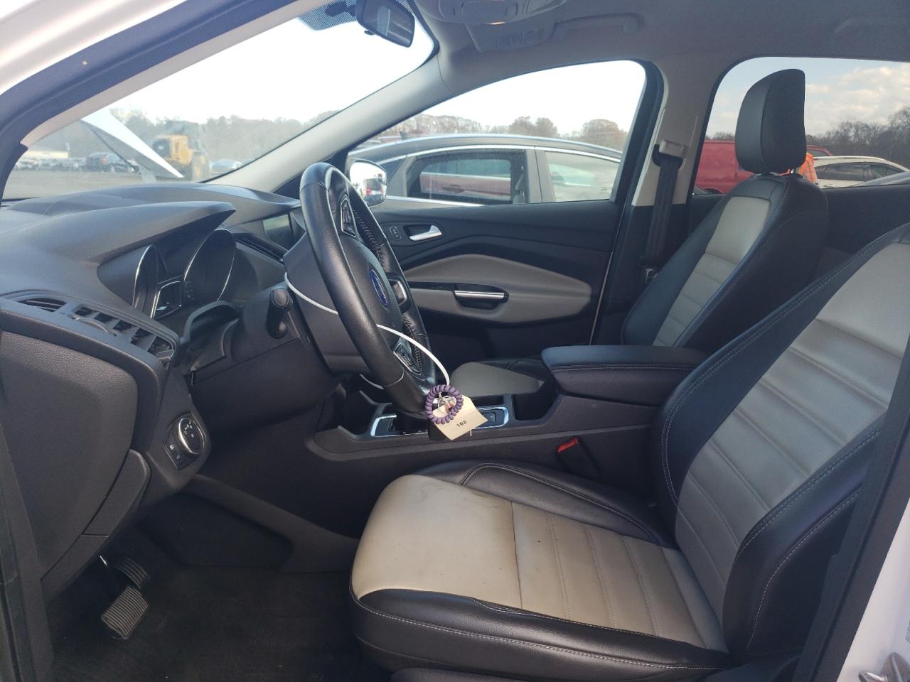2019 Ford Escape - Image 7