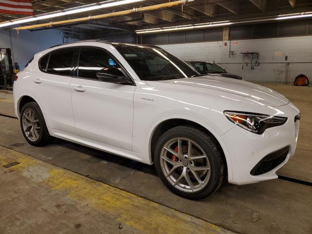  ALFA ROMEO STELVIO 2022 Biały