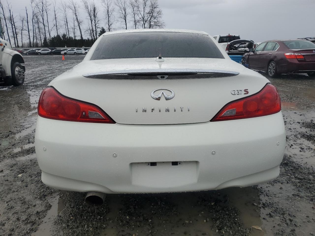 2010 Infiniti G37 Base VIN: JN1CV6FE5AM350189 Lot: 81972724