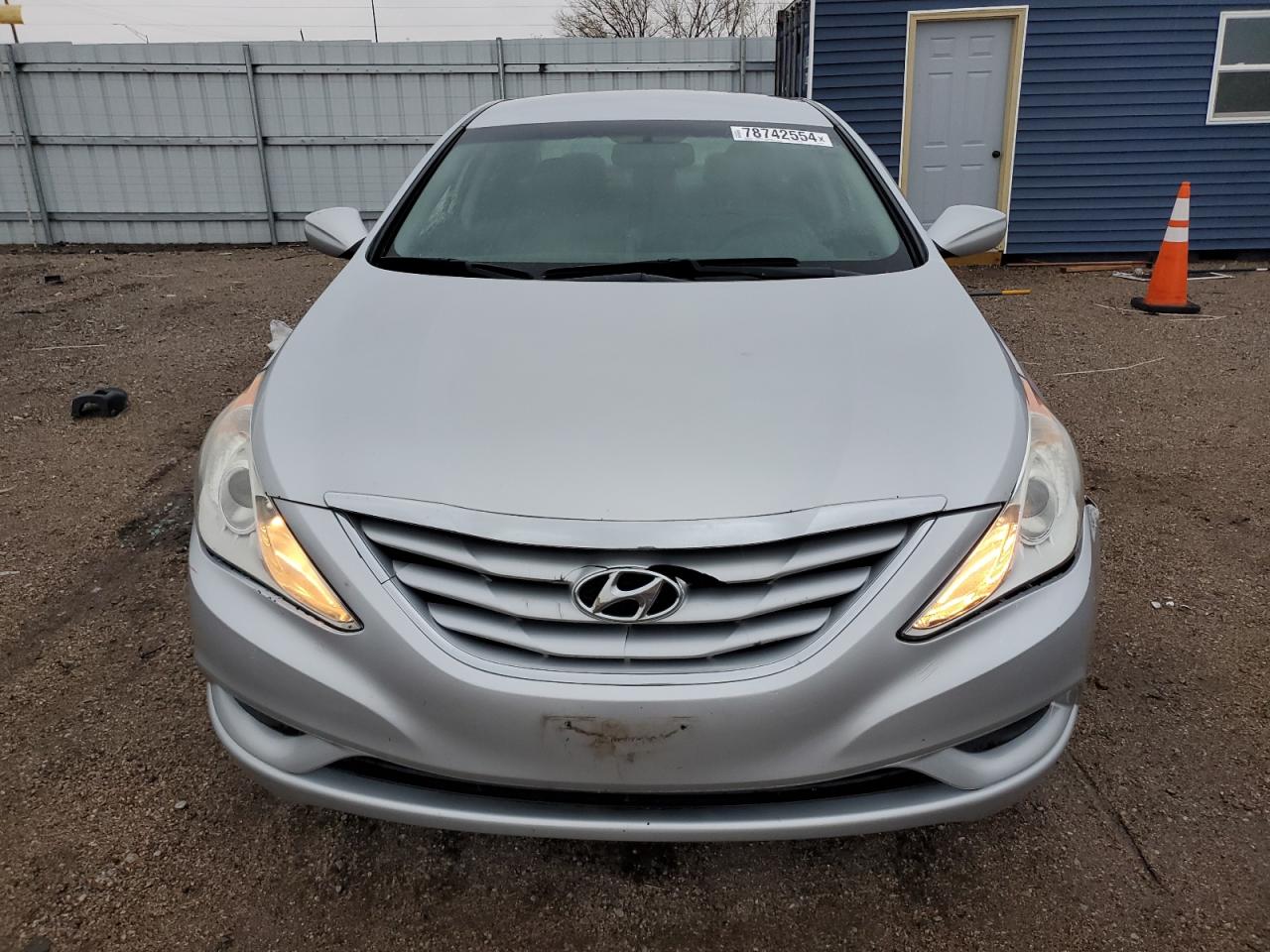 2011 Hyundai Sonata - Image 5