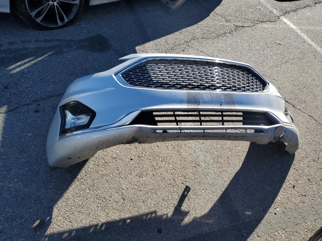 2019 Ford Fusion - Image 12