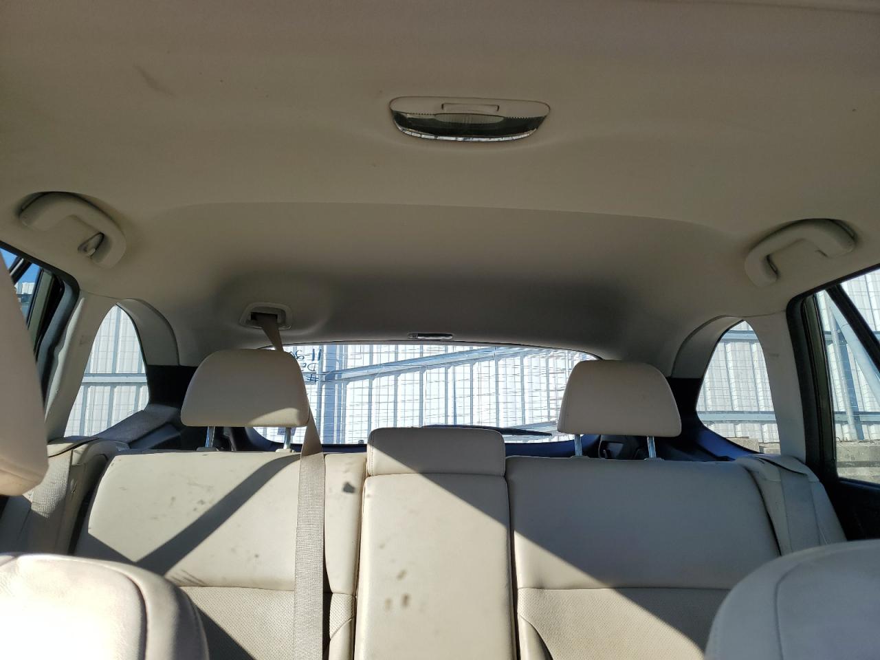 2018 Subaru Outback - Image 10