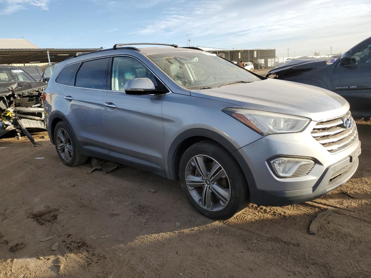 VIN KM8SRDHF7DU008864 2013 HYUNDAI SANTA FE no.4