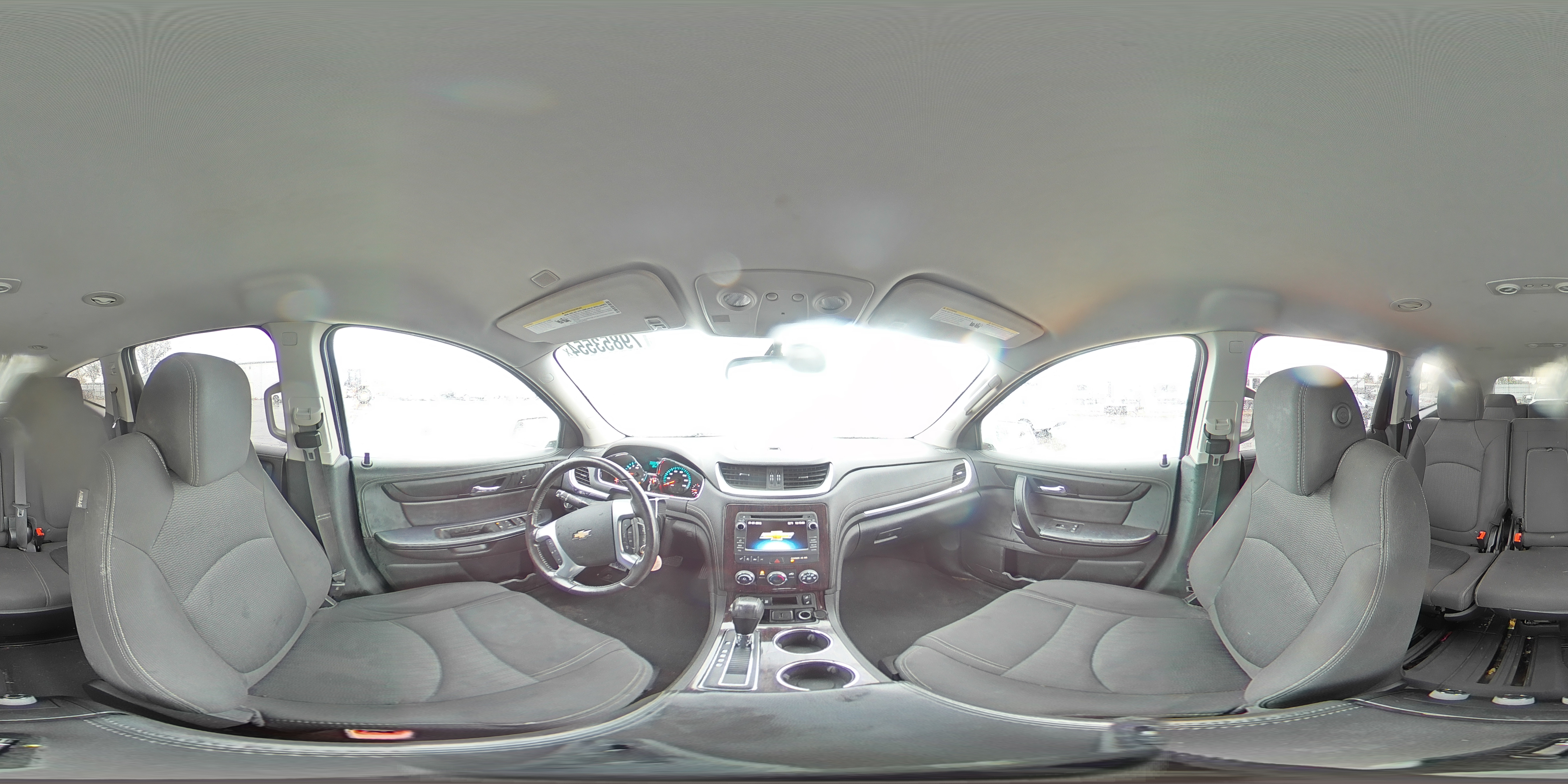 2016 Chevrolet Traverse - Image 14