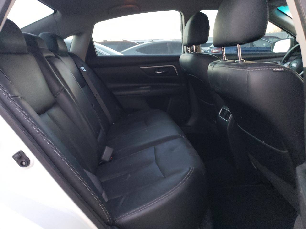 2018 Nissan Altima - Image 10