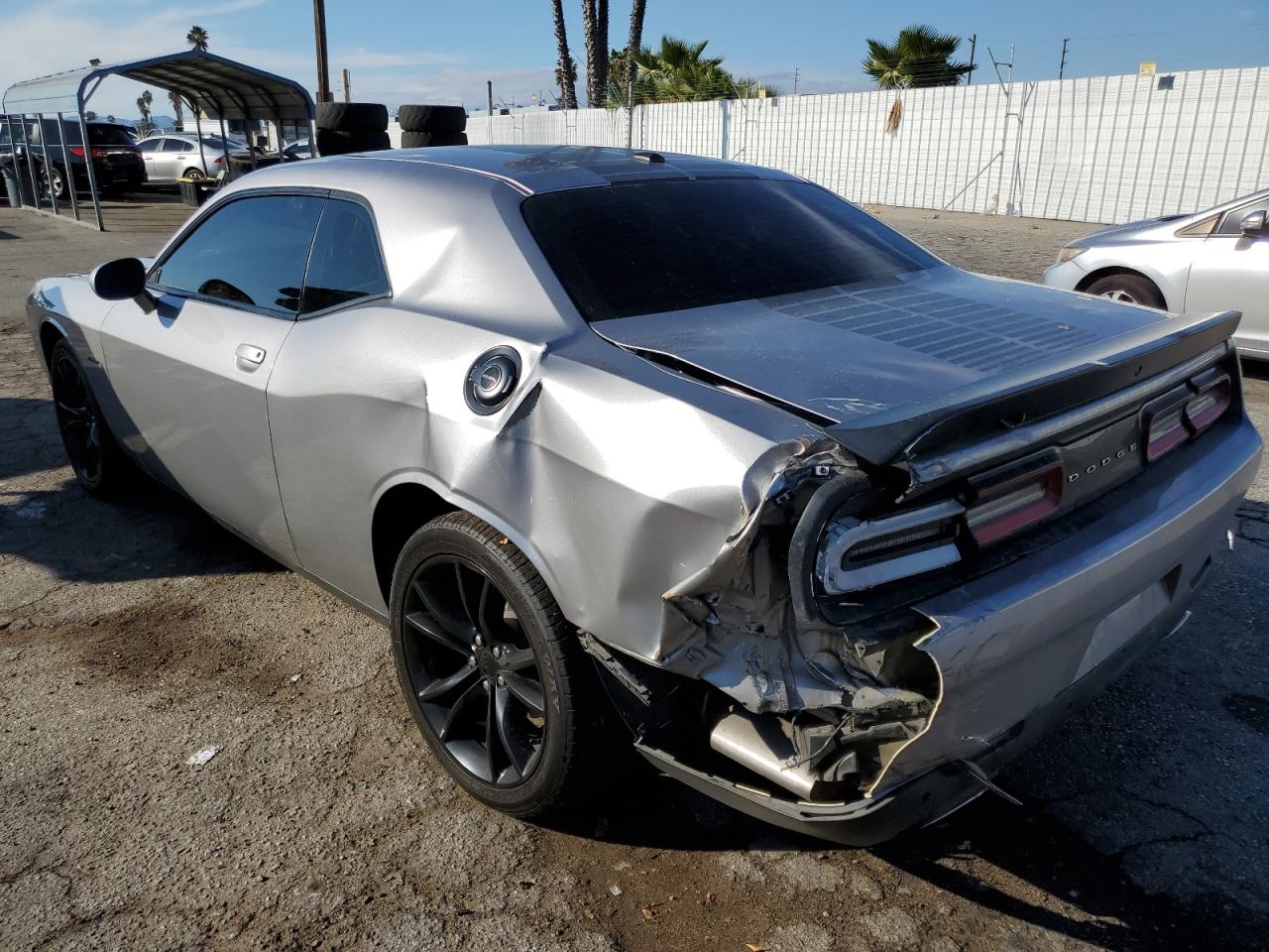 2016 Dodge Challenger - Image 2