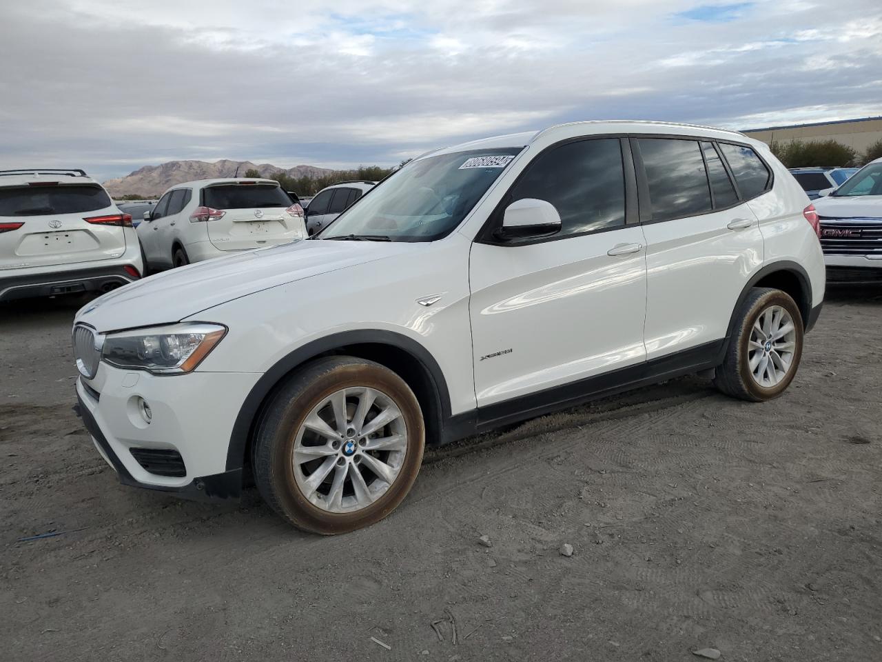 VIN 5UXWX9C59G0D63829 2016 BMW X3 no.1