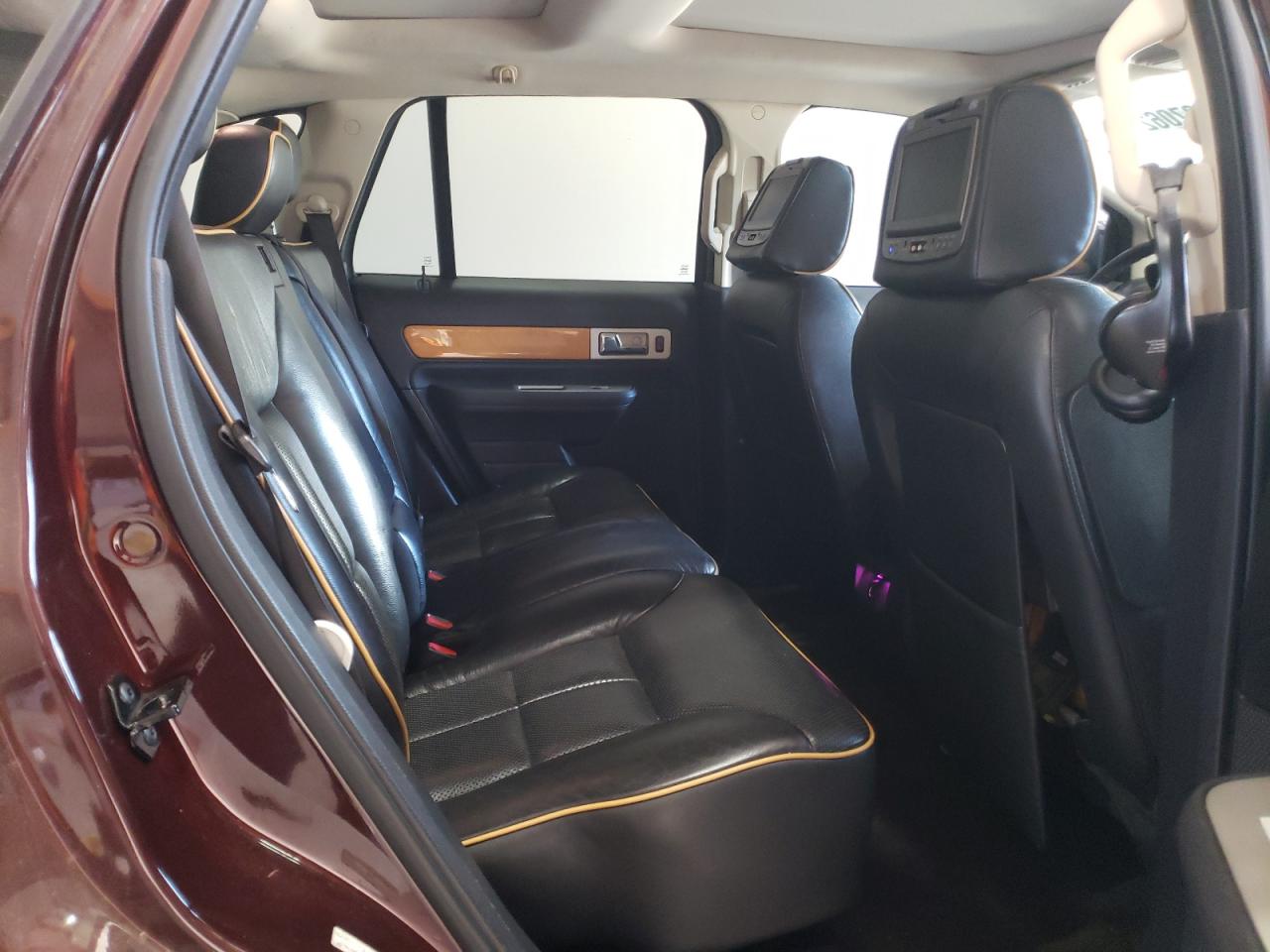 2009 Lincoln MKX - Image 11