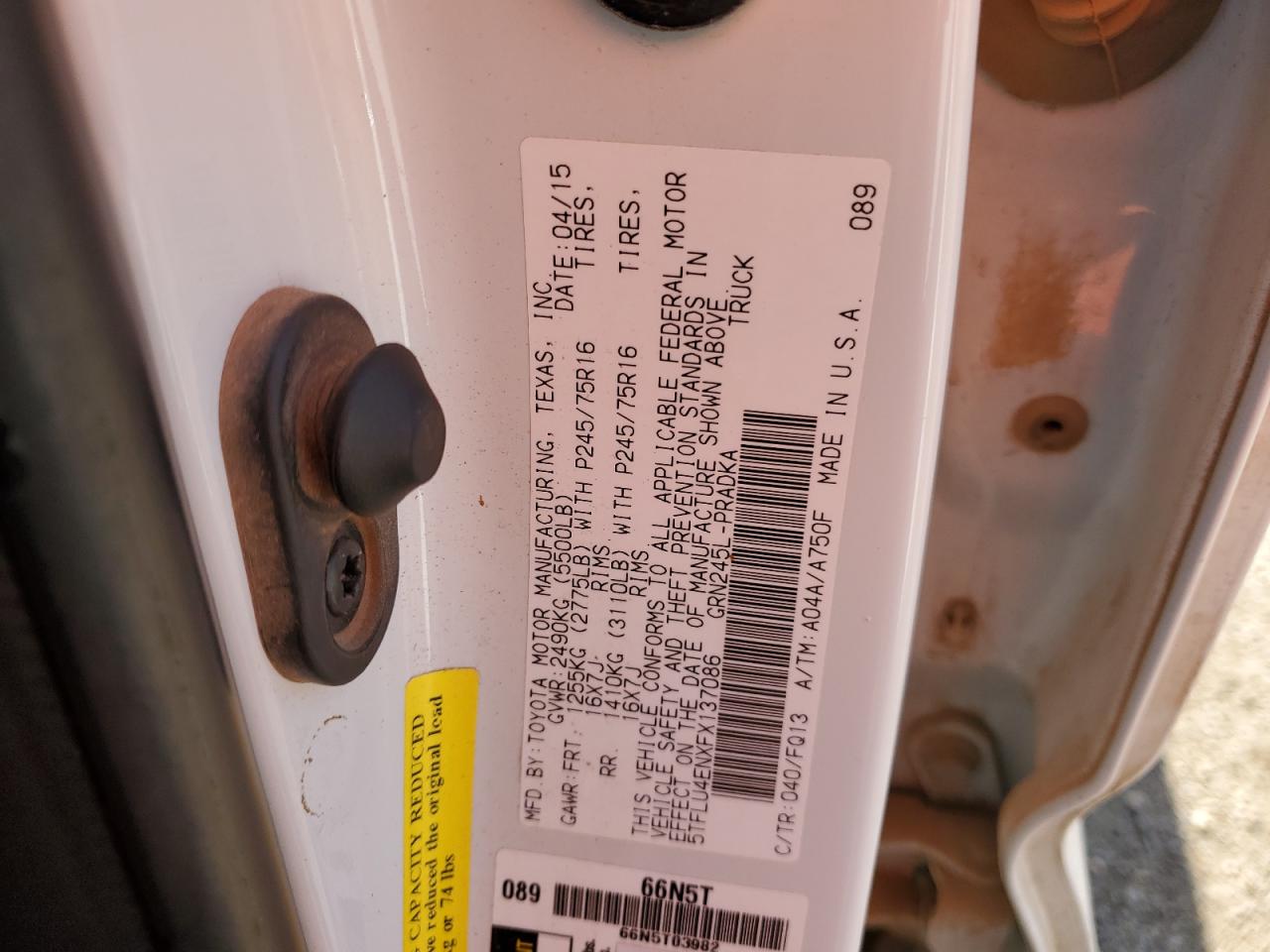 2015 Toyota Tacoma - Image 15