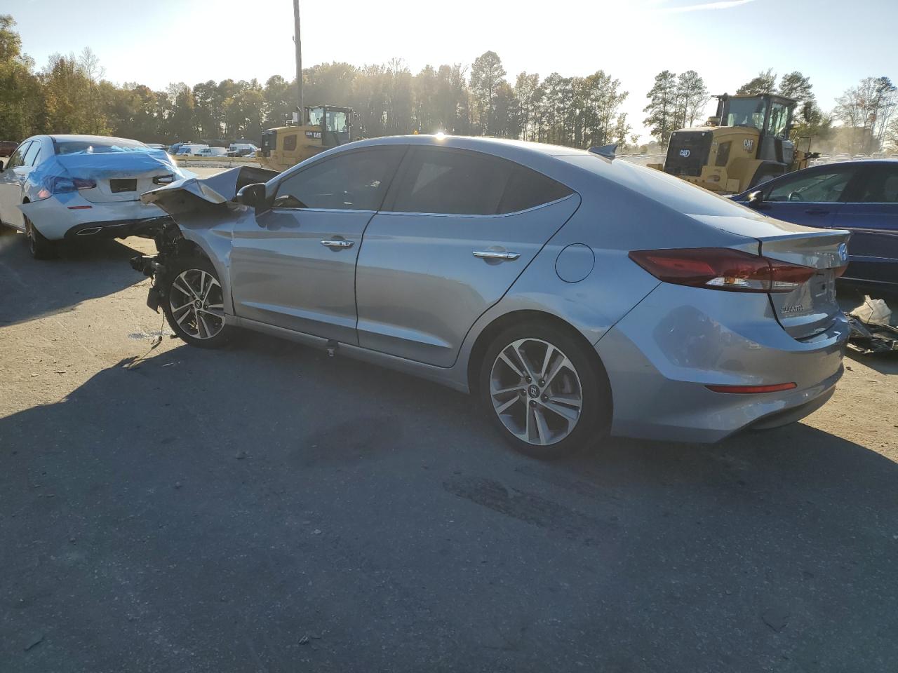 VIN 5NPD84LF5HH008241 2017 HYUNDAI ELANTRA no.2