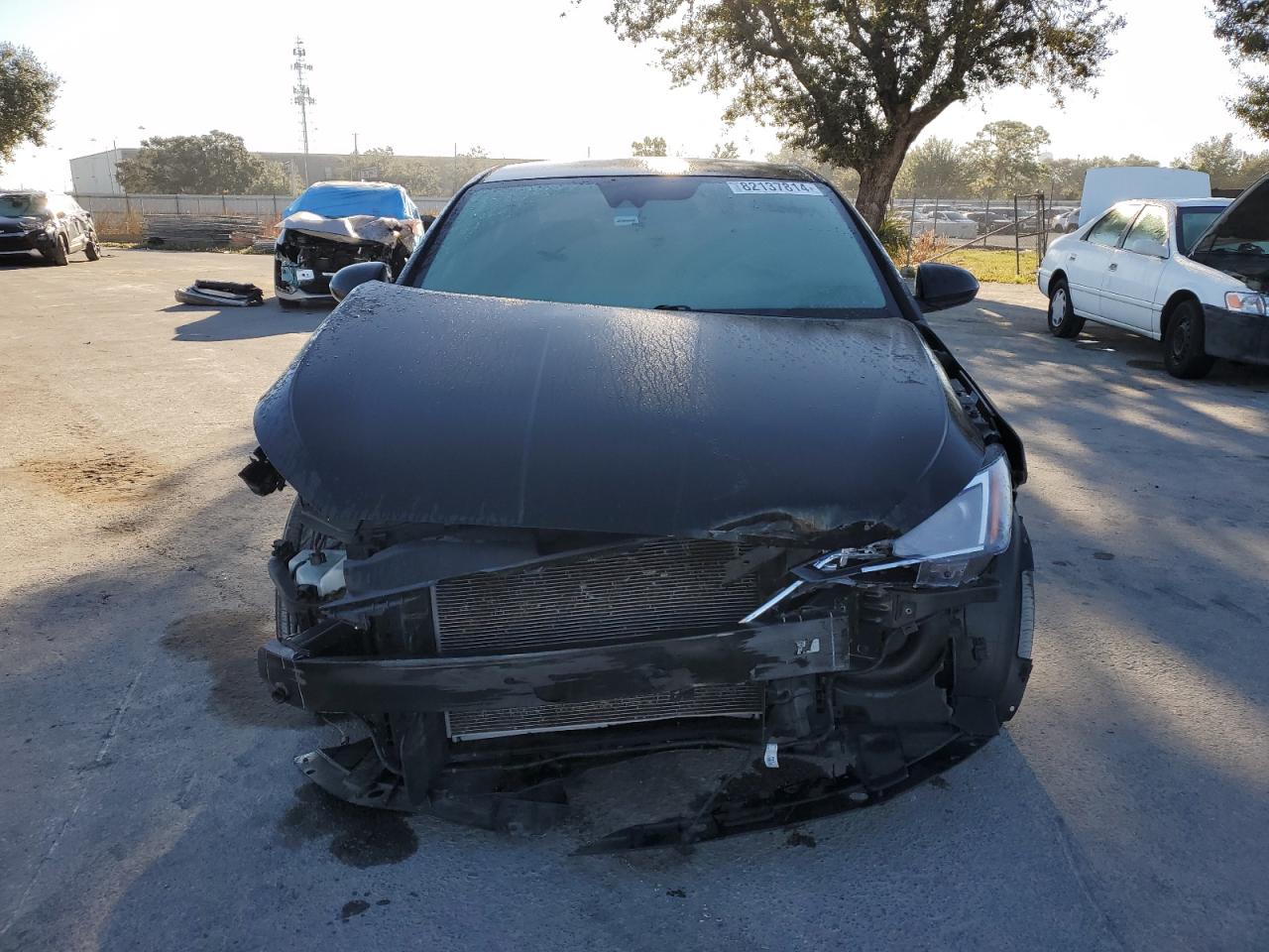 2019 Hyundai Elantra - Image 5