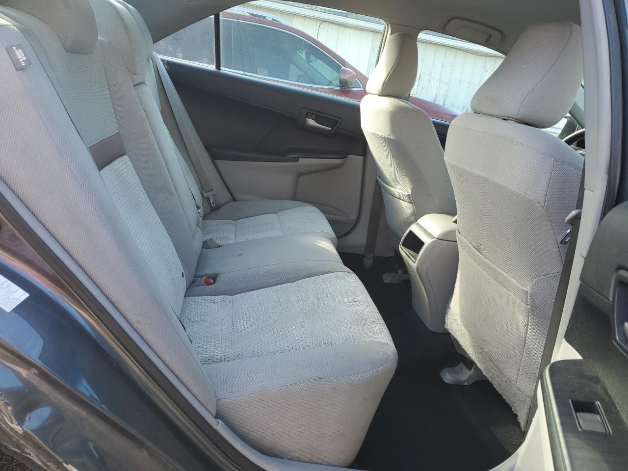 2012 Toyota Camry - Image 10