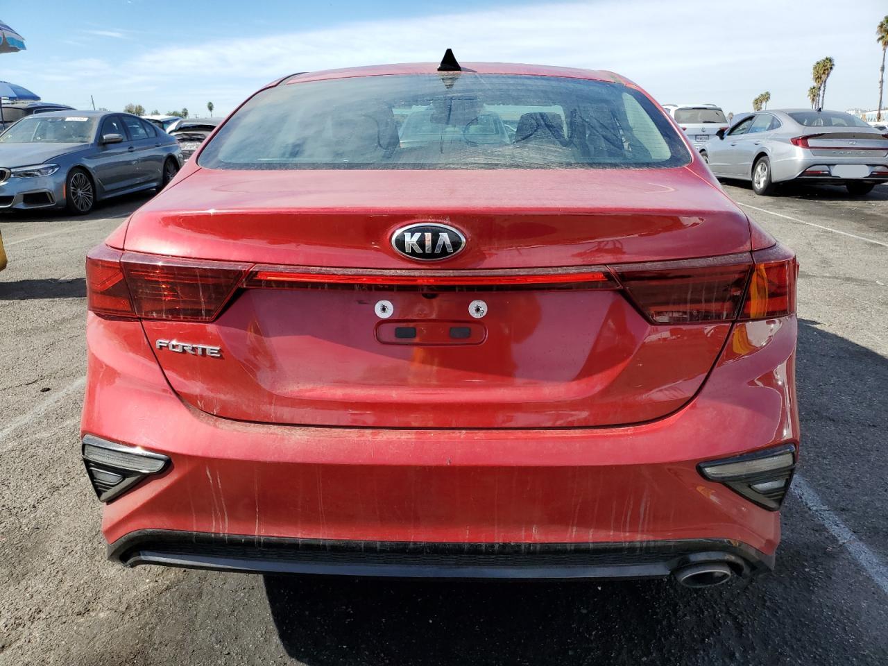 VIN 3KPF24AD1ME330014 2021 KIA FORTE no.6