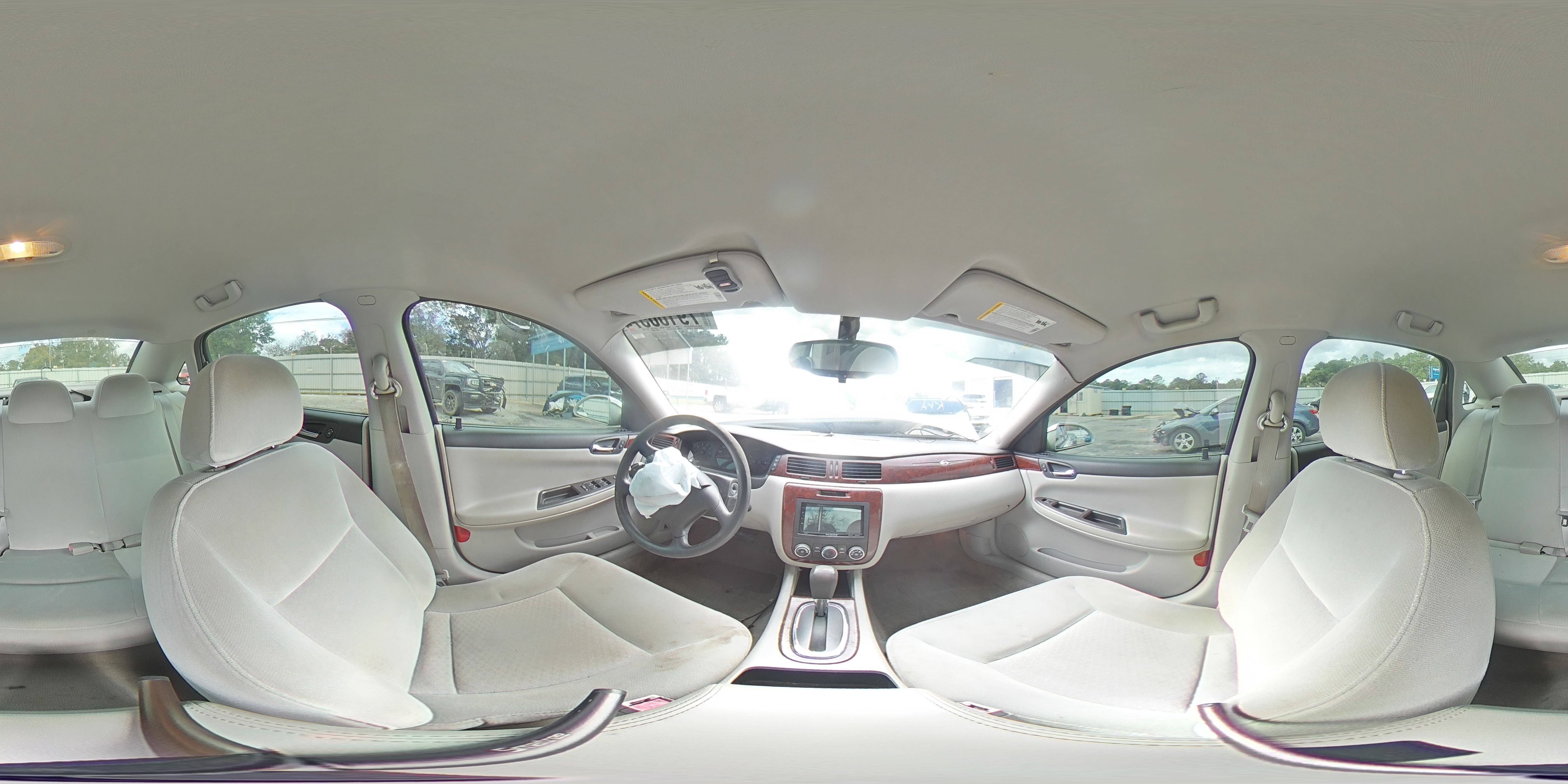 2008 Chevrolet Impala - Image 12