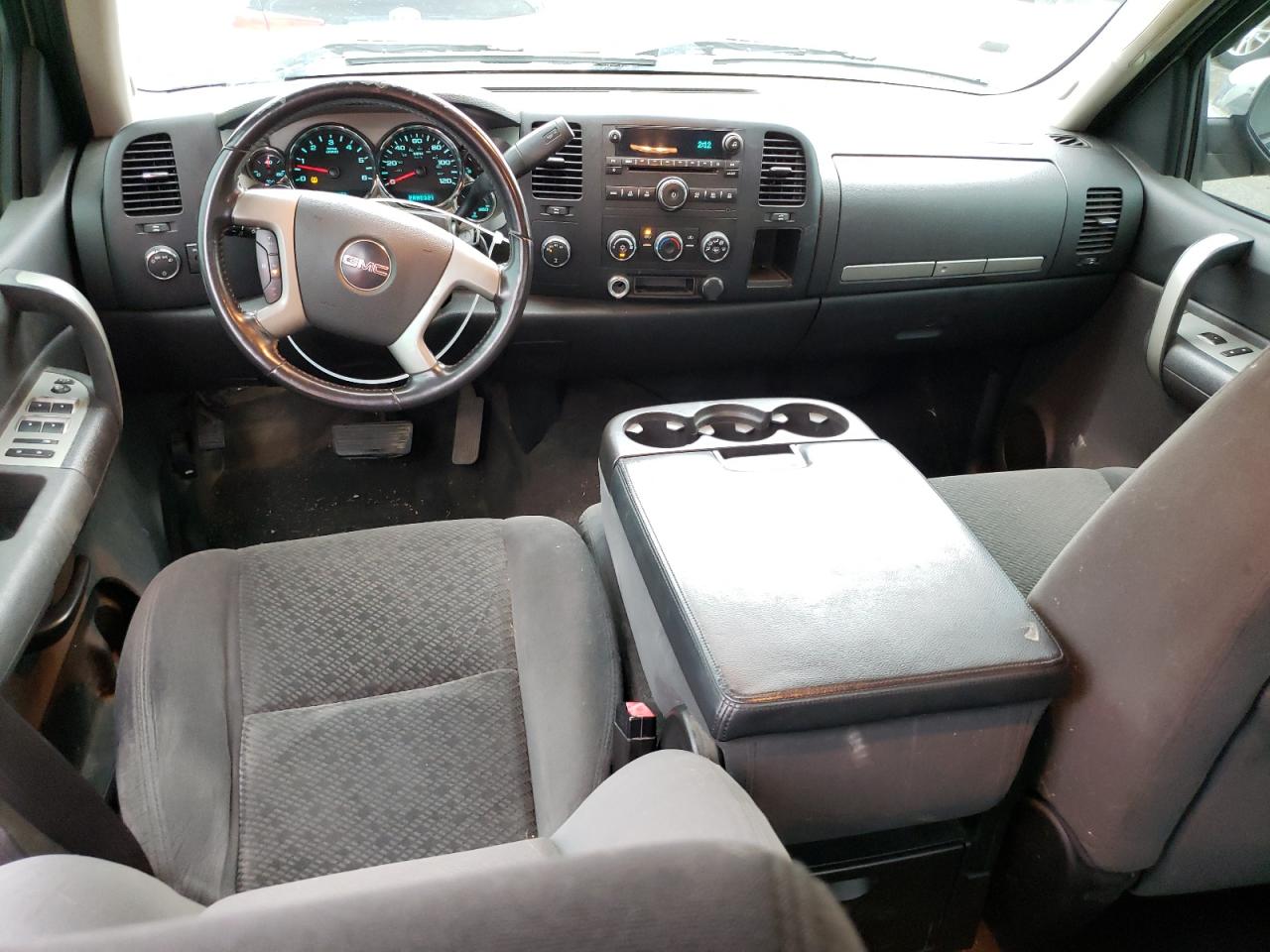 2008 GMC Sierra - Image 8