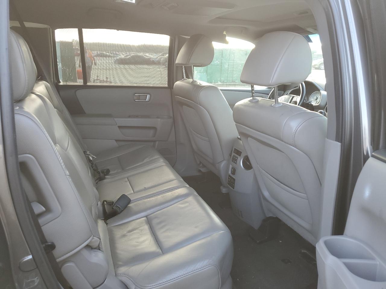 2012 Honda Pilot - Image 12