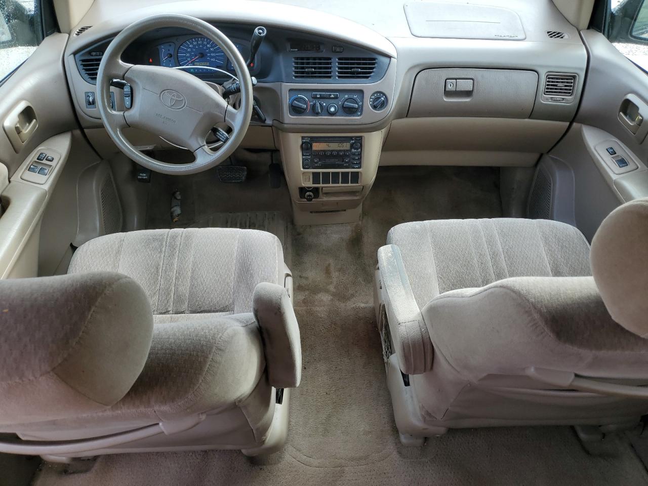 2003 Toyota Sienna - Image 8