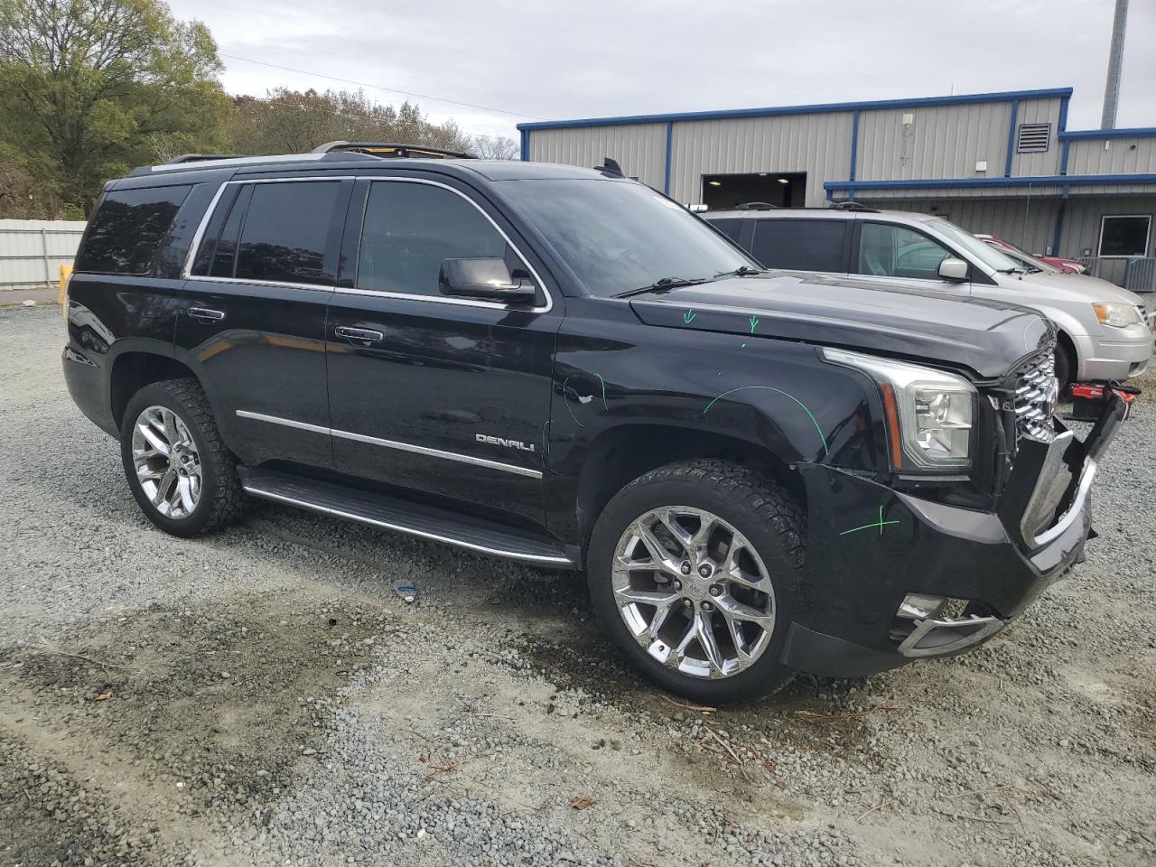 2018 GMC Yukon - Image 4