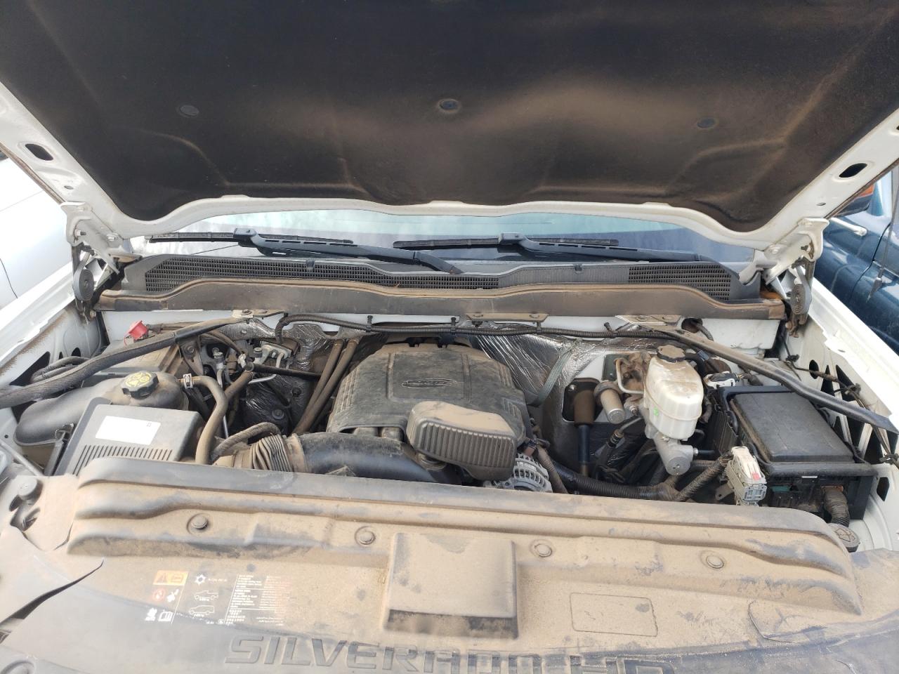 2018 Chevrolet Silverado - Image 11