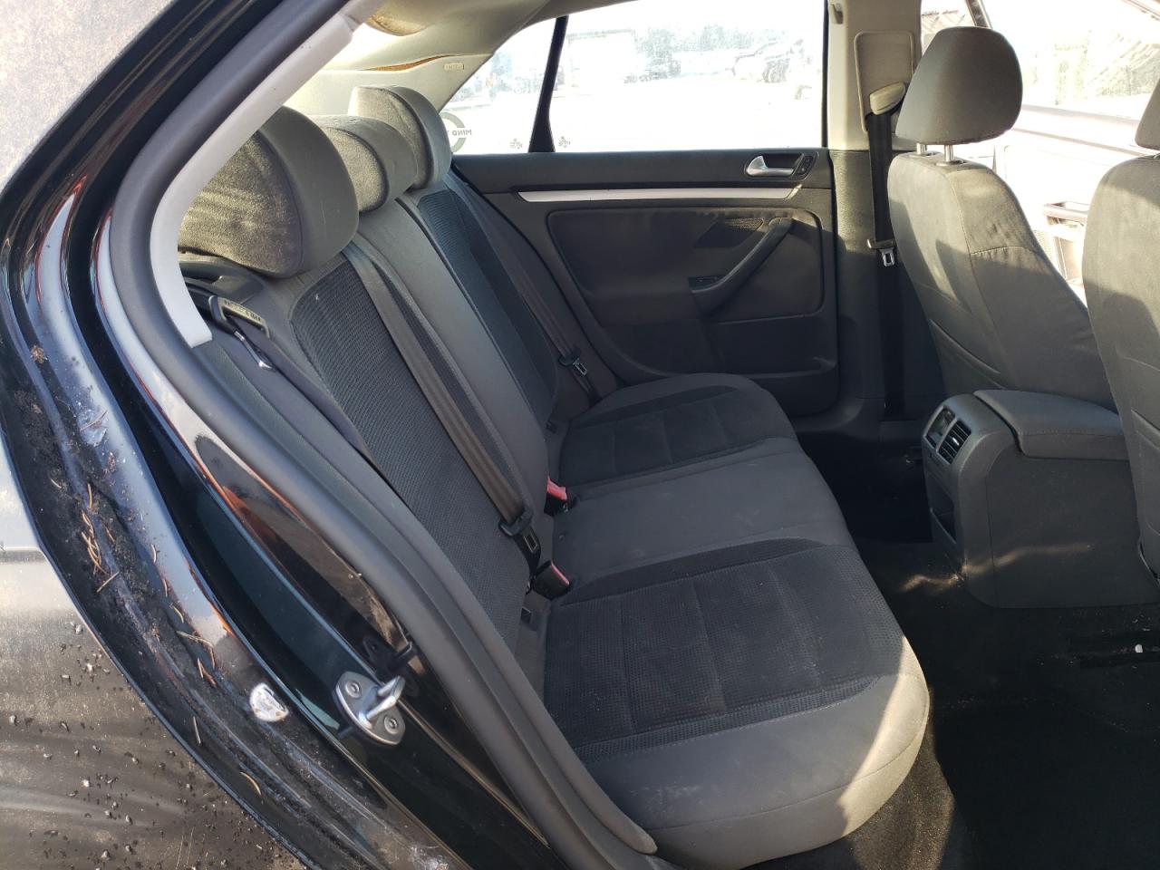 2008 Volkswagen Jetta - Image 10