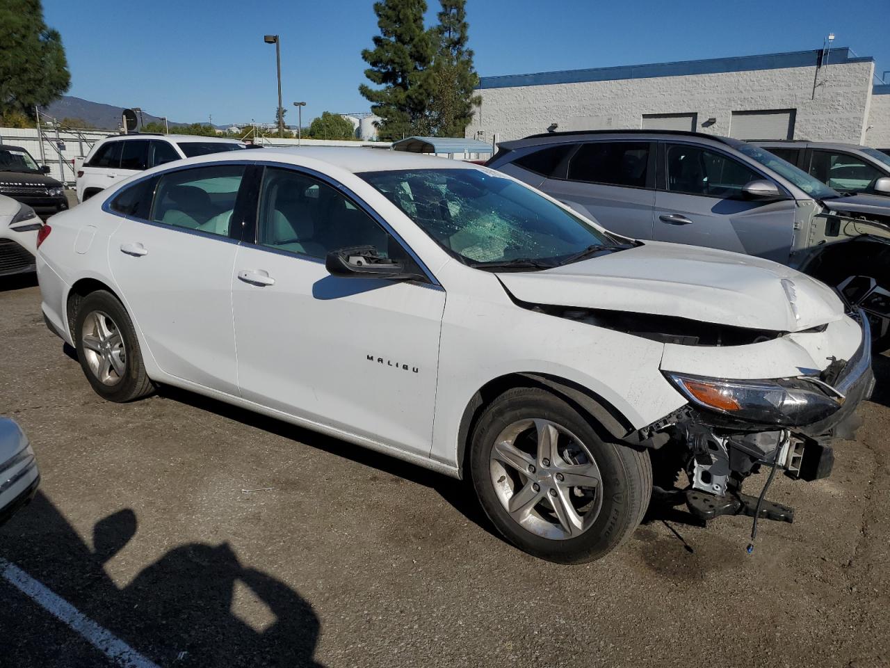 VIN 1G1ZB5ST8NF186261 2022 CHEVROLET MALIBU no.4