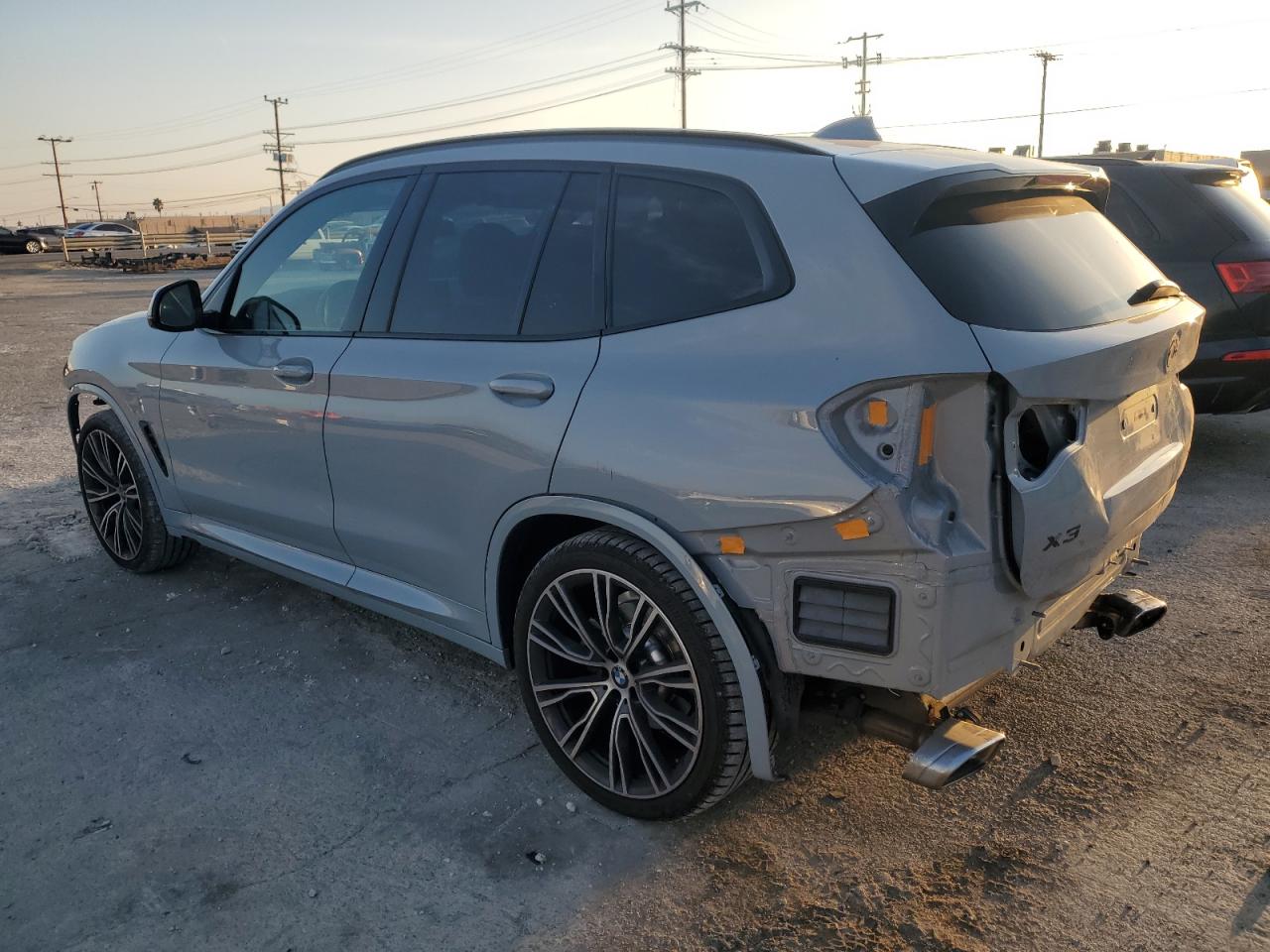 2022 BMW X3 - Image 2