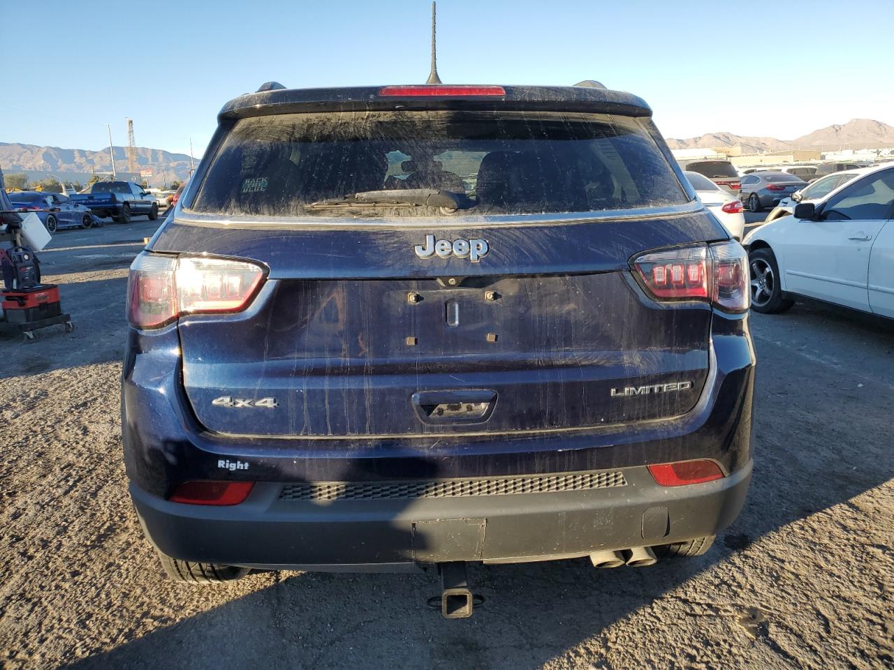 VIN 3C4NJDCB6JT367190 2018 JEEP COMPASS no.6