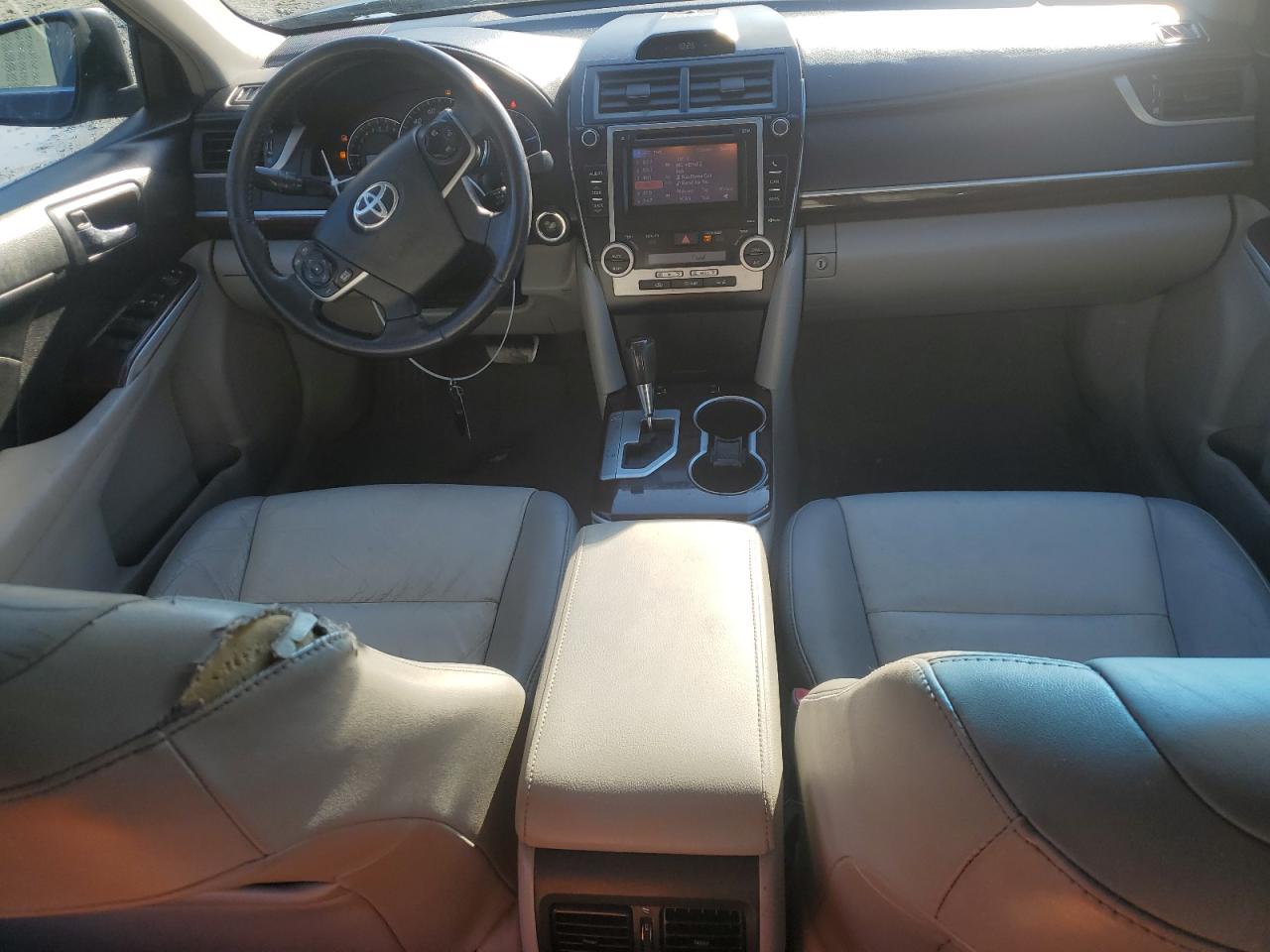 2013 Toyota Camry - Image 8