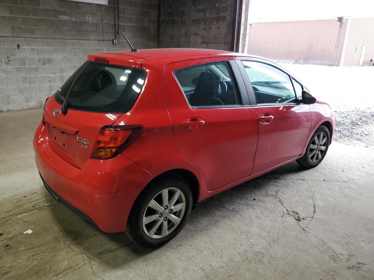 VIN VNKKTUD3XFA014977 2015 TOYOTA YARIS no.3