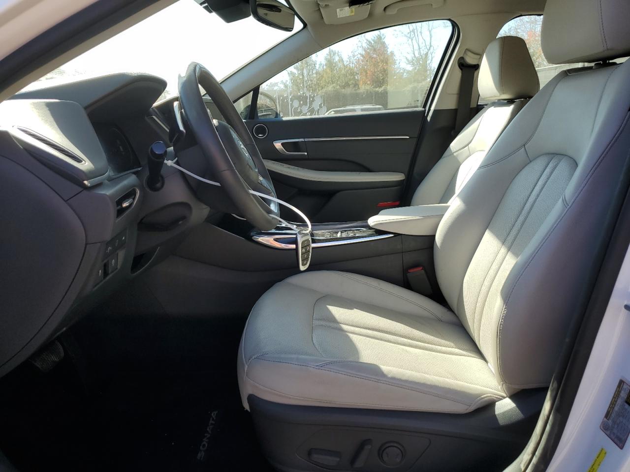 2021 Hyundai Sonata - Image 7