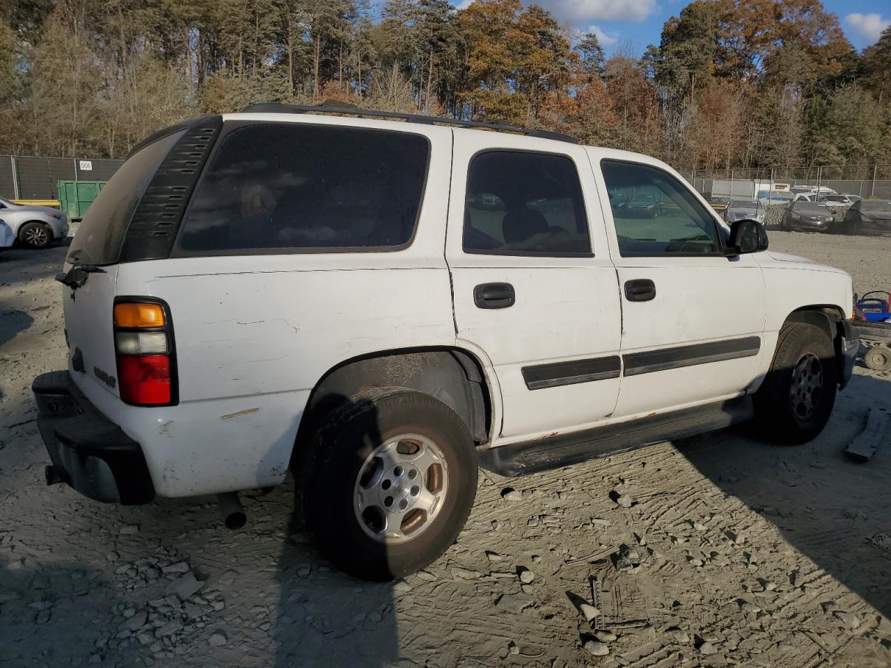 2005 Chevrolet Tahoe - Image 3