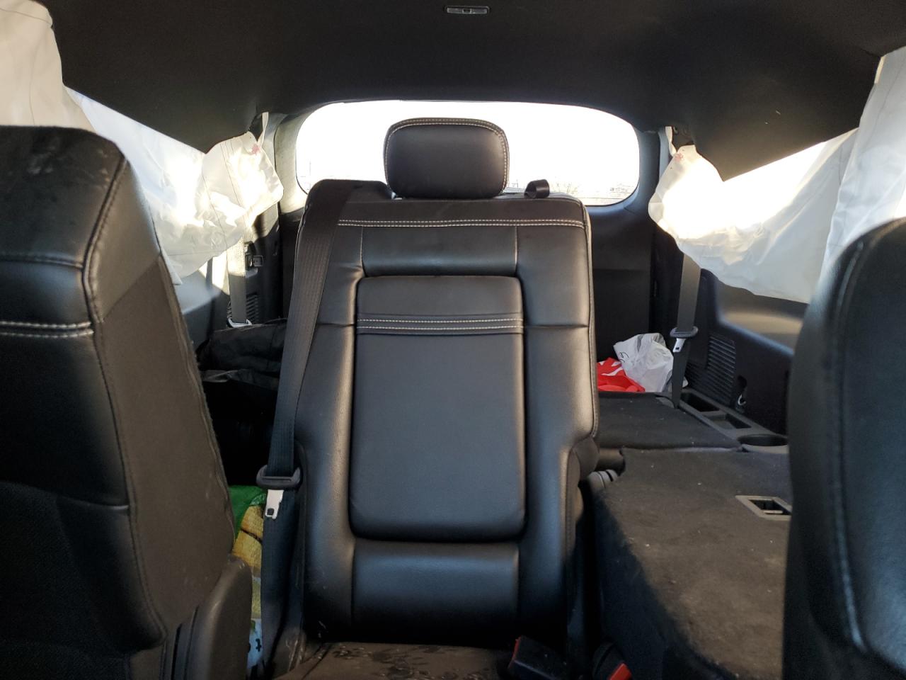 2020 Ford Explorer - Image 10