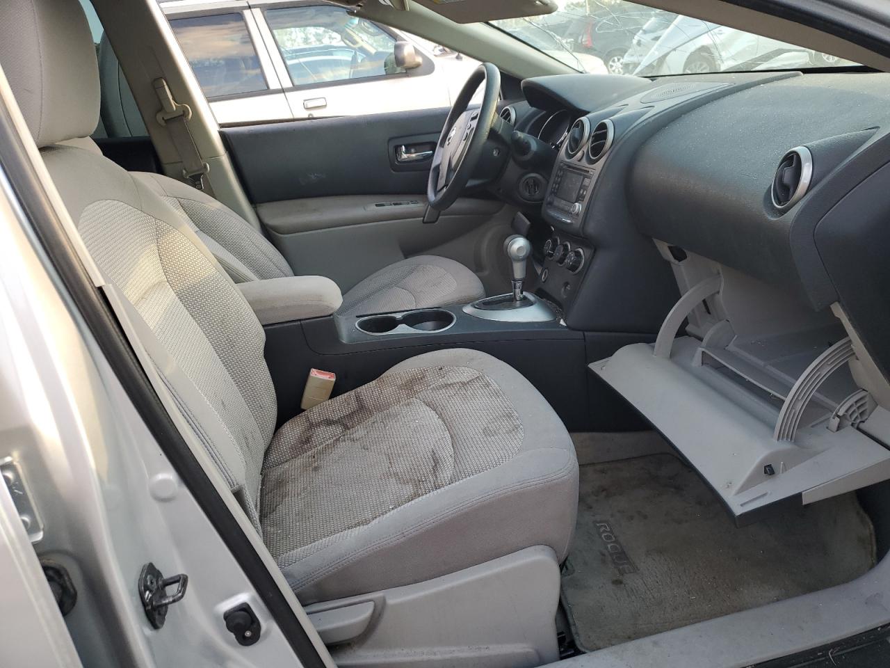 2011 Nissan Rogue S VIN: JN8AS5MTXBW163047 Lot: 81988104