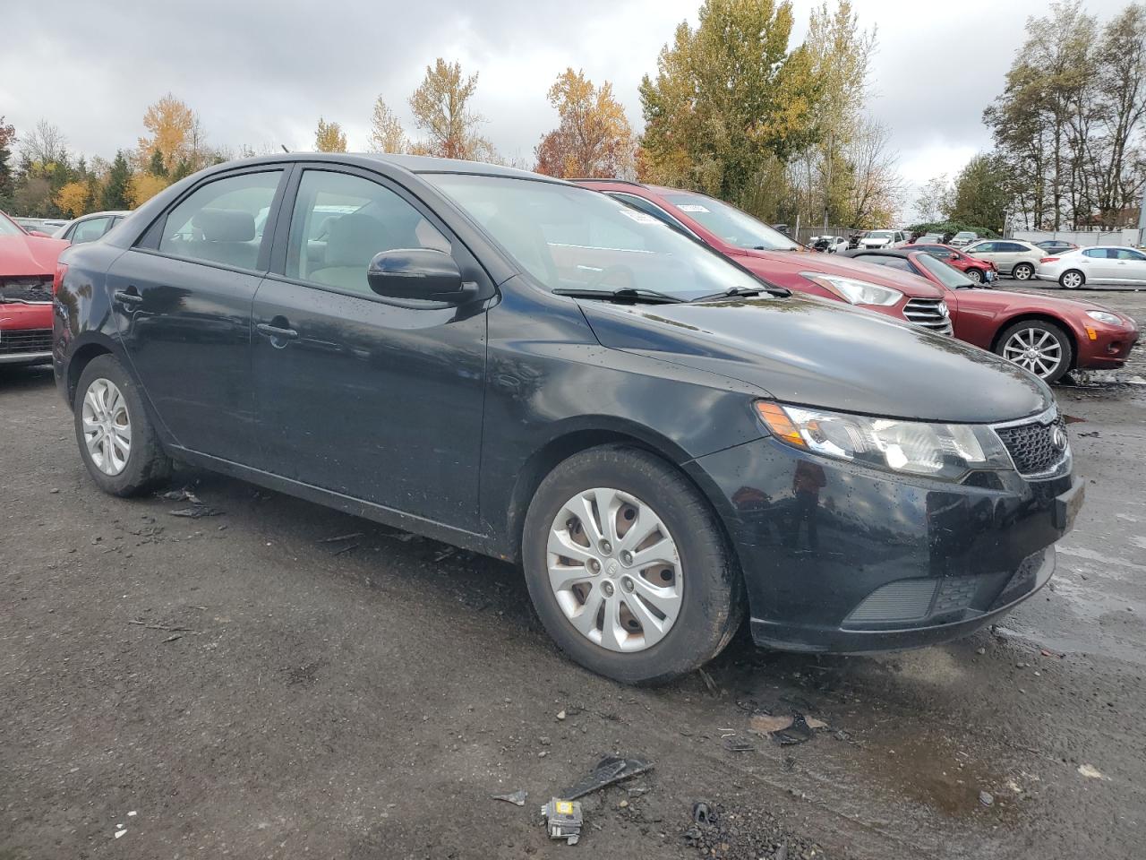 VIN KNAFU4A29D5708193 2013 KIA FORTE no.4