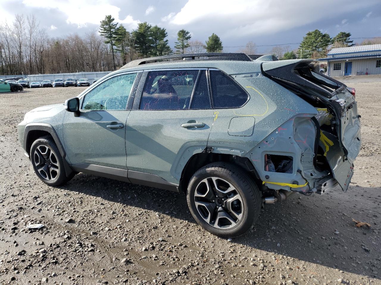 2019 Toyota RAV 4 - Image 2