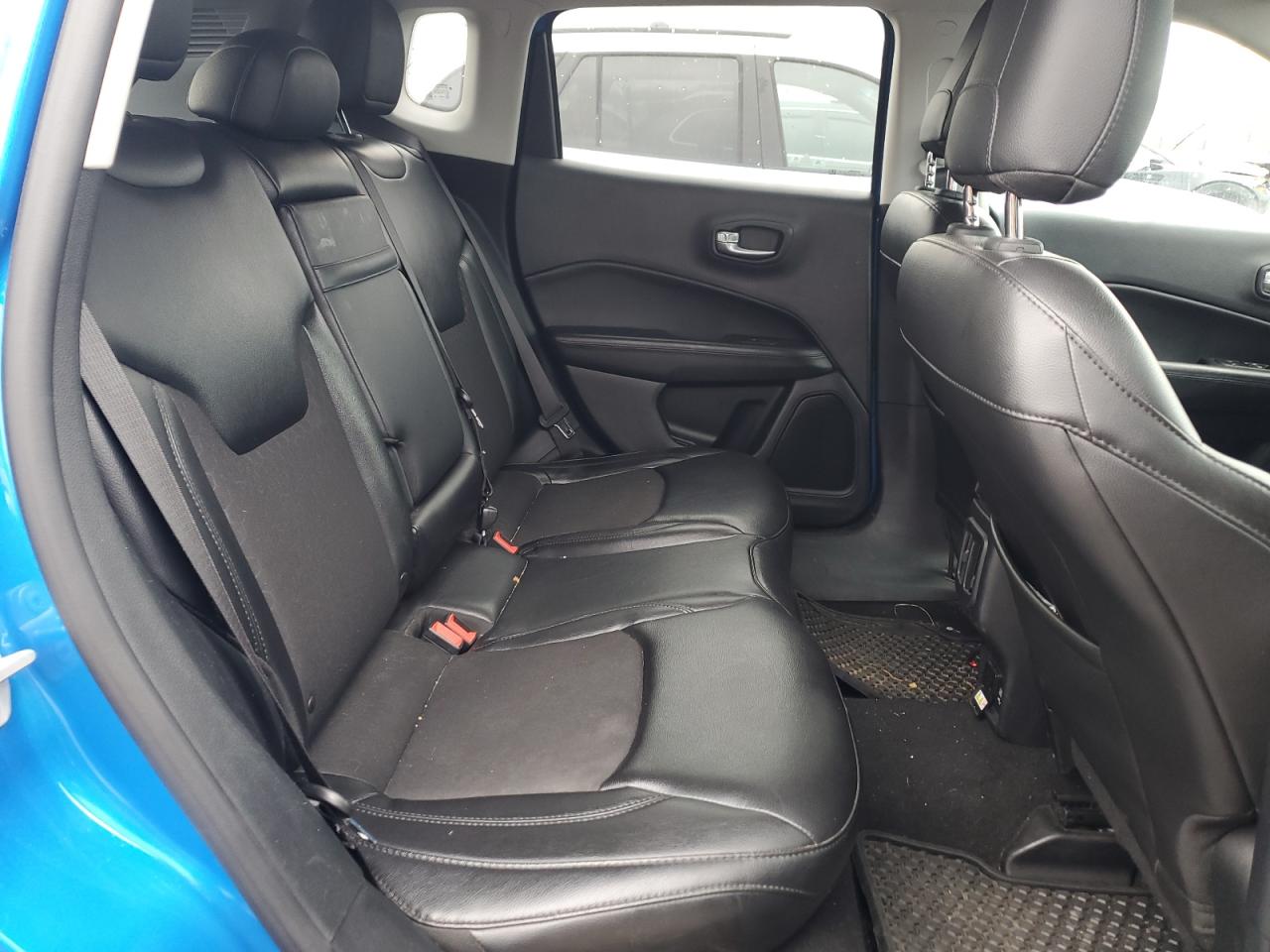 2018 Jeep Compass Latitude VIN: 3C4NJDBB4JT433401 Lot: 80968354