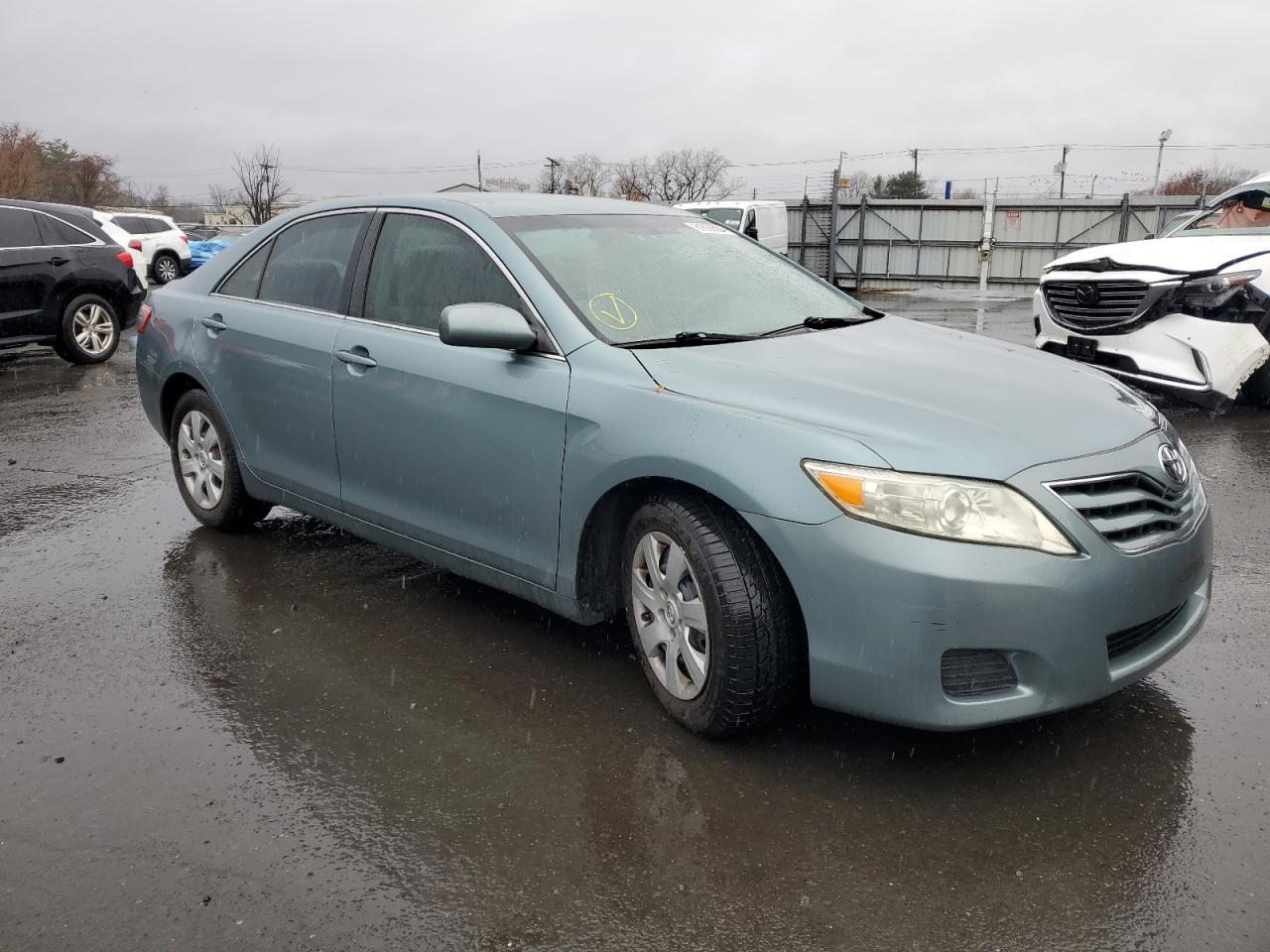 2011 Toyota Camry - Image 4