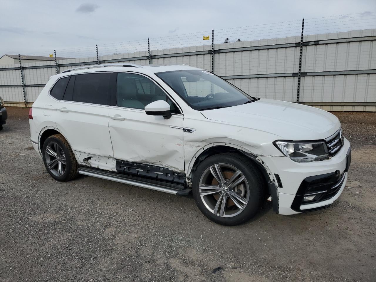 2019 Volkswagen Tiguan - Image 4
