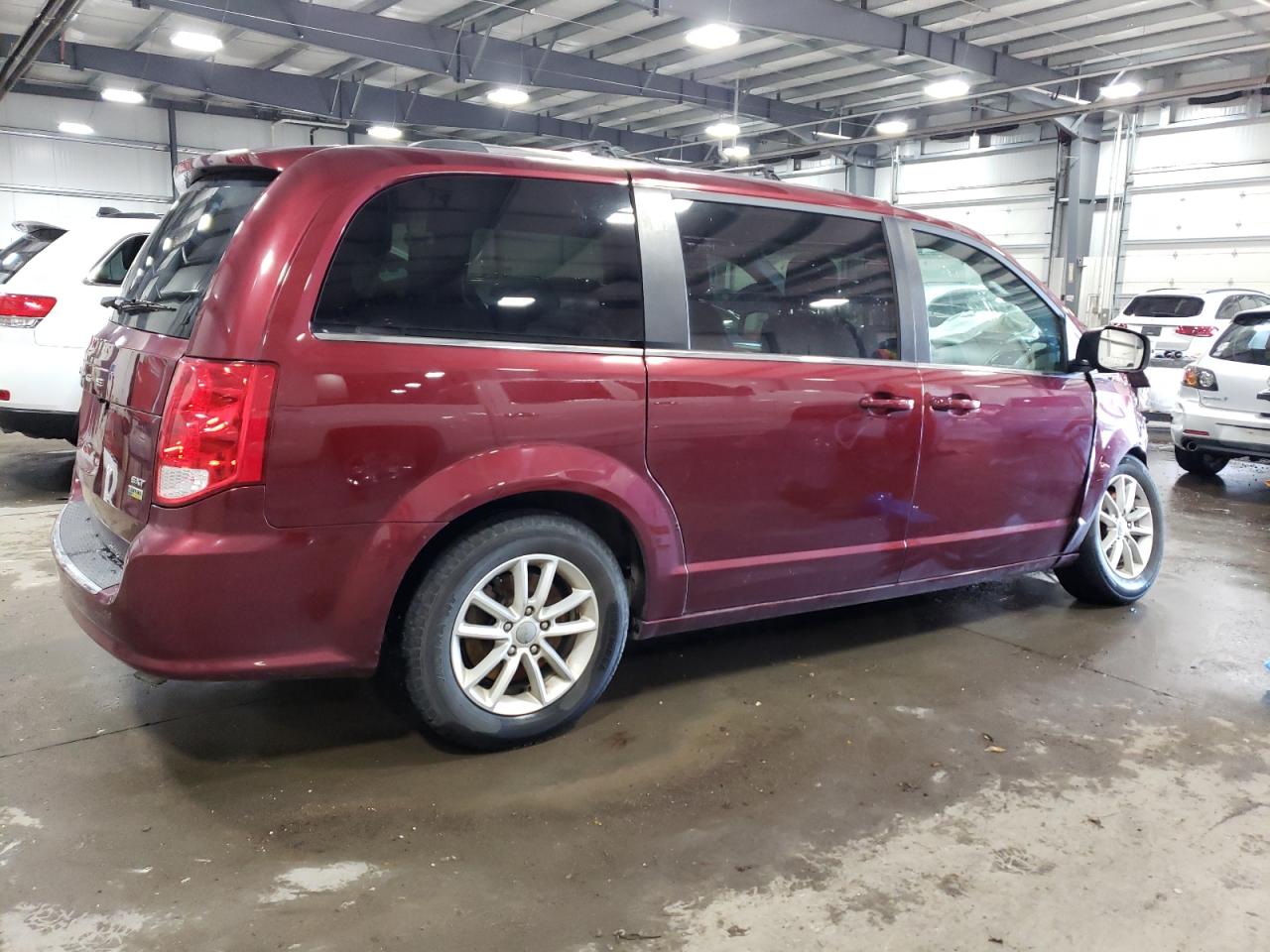 2019 Dodge Caravan - Image 3