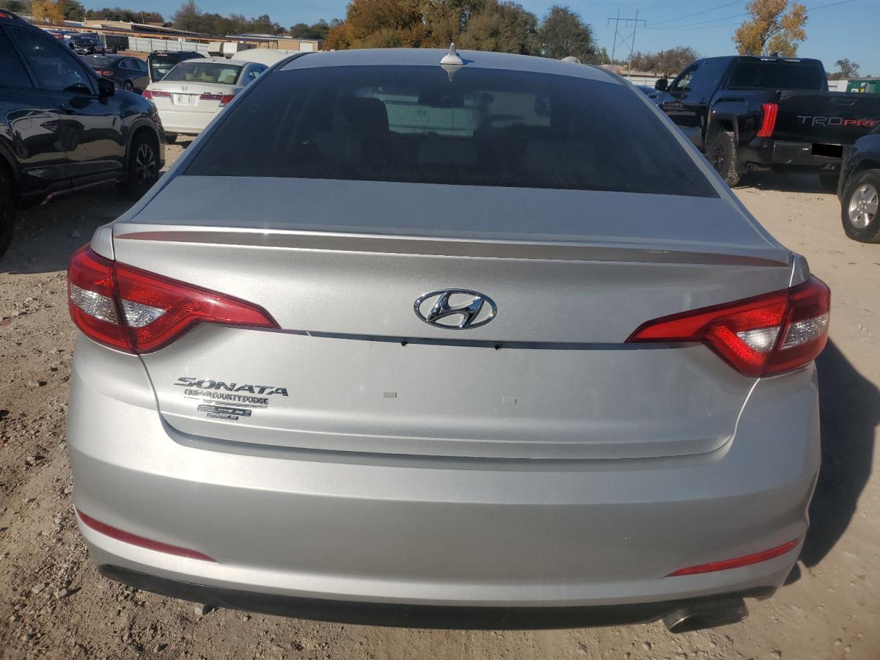 2017 Hyundai Sonata - Image 6