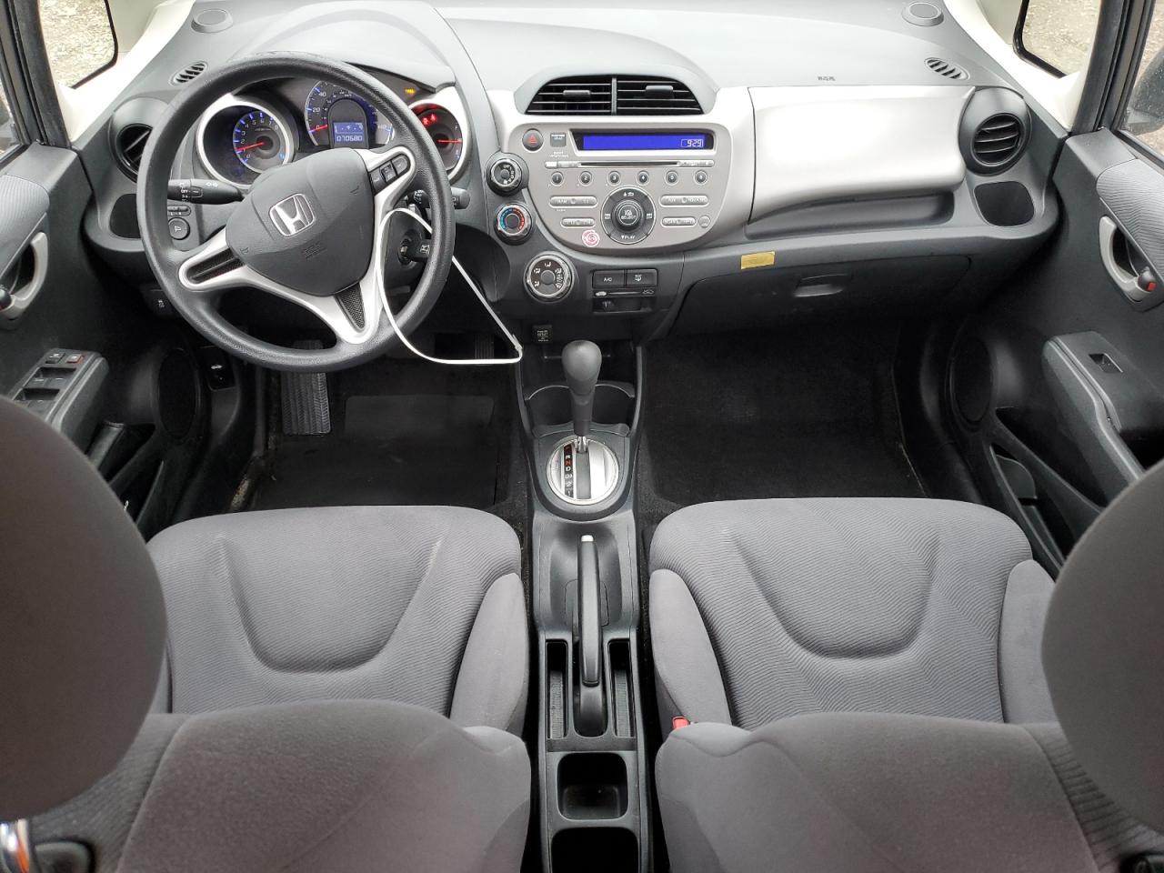 2013 Honda Fit - Image 8