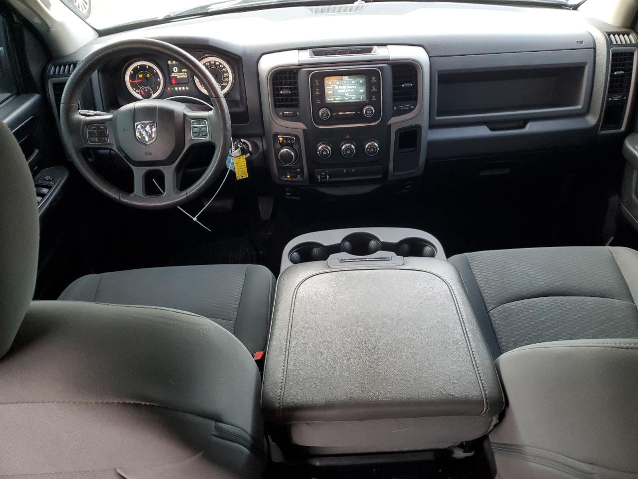 2016 RAM 1500 - Image 8