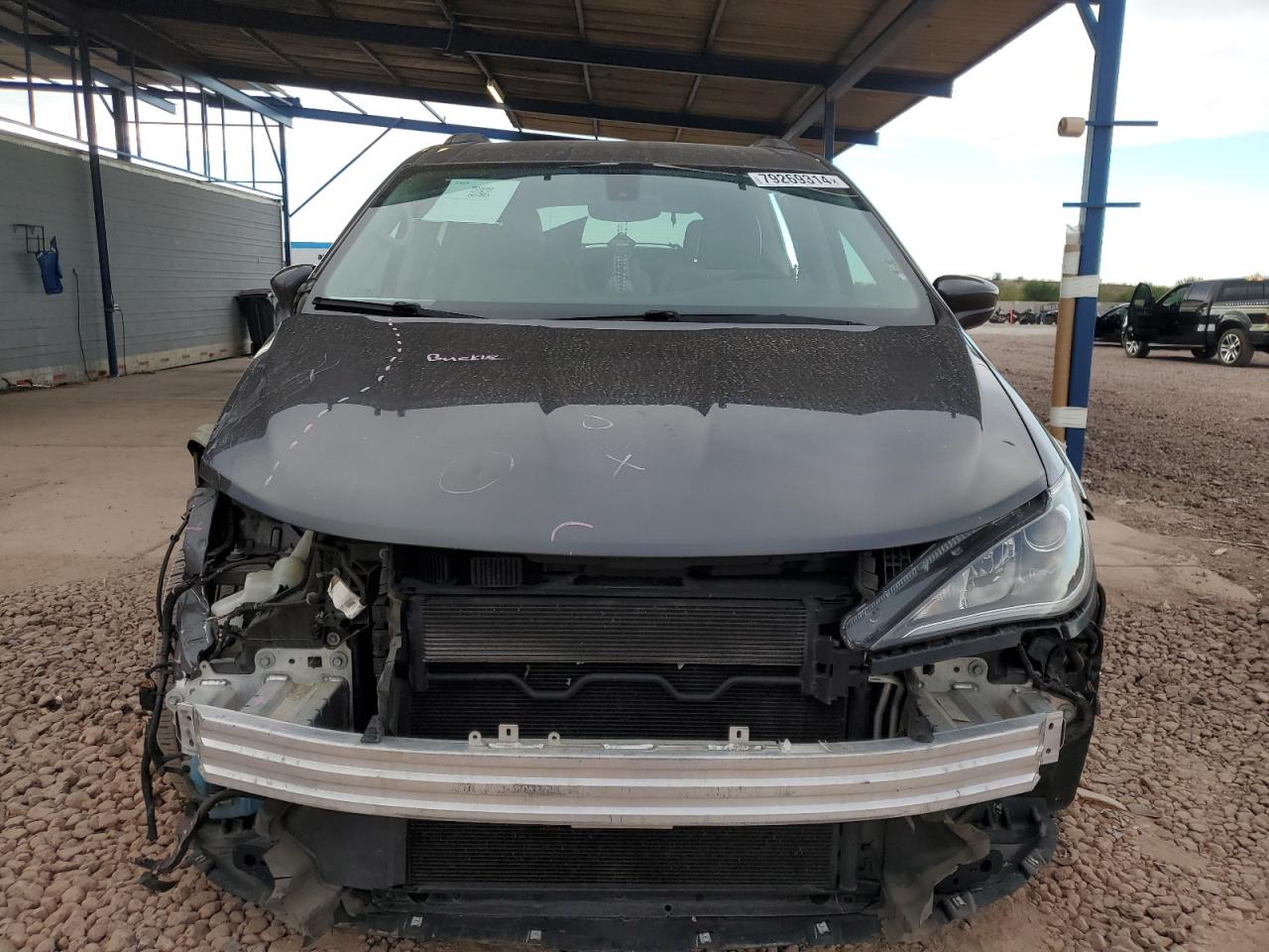 2017 Chrysler Pacifica - Image 5