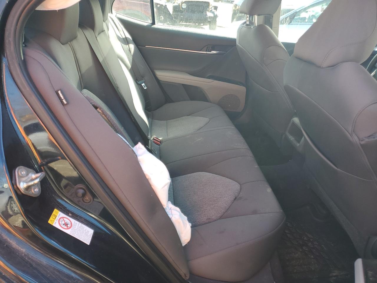 2019 Toyota Camry - Image 10
